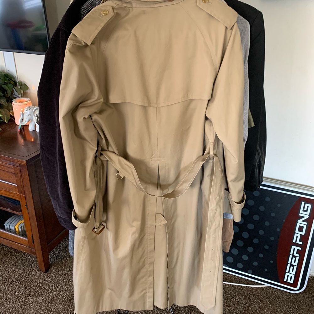 Burberry Trench Coat - Picture 6 of 6